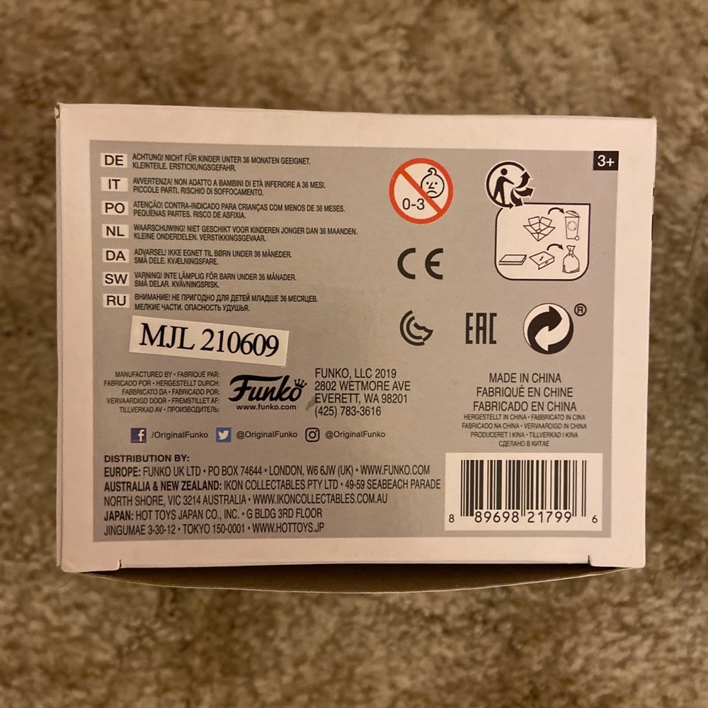 SOLD - Funko POP! Home Alone Marv 493 - Picture 6 of 6